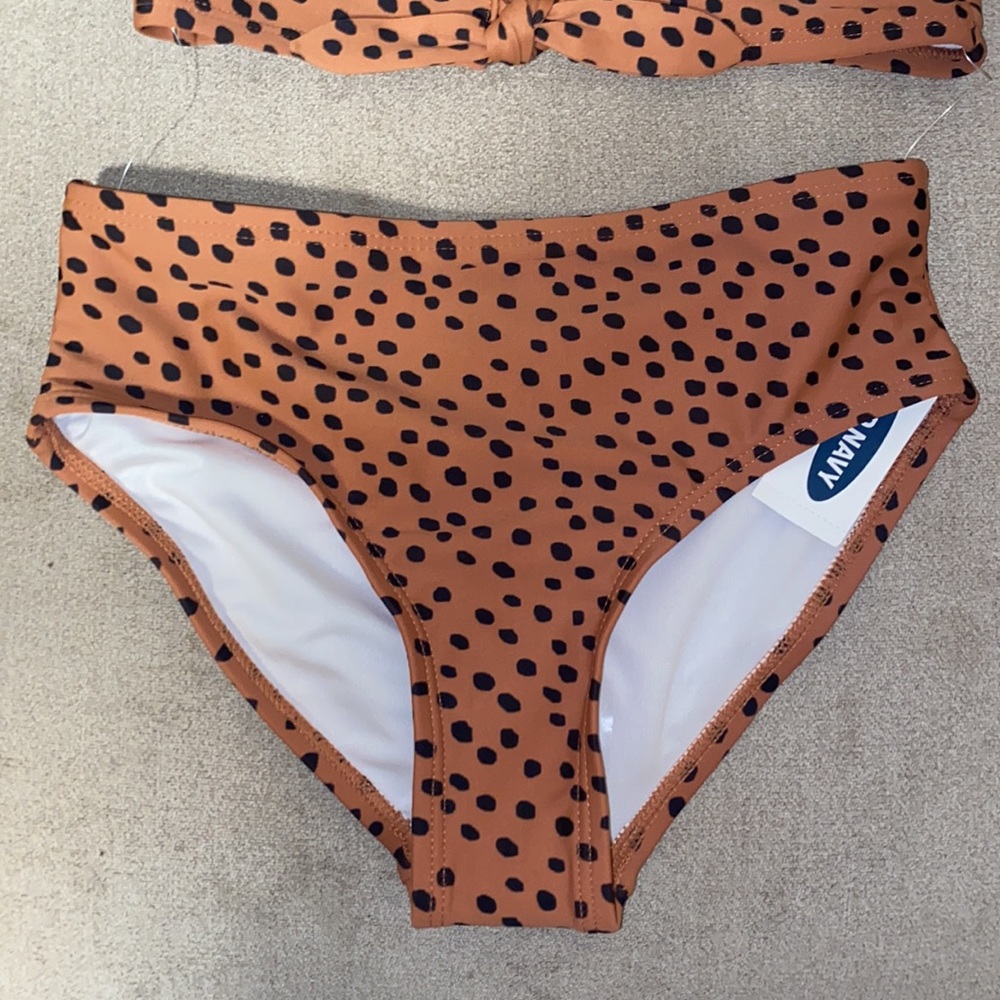 Girls swimsuit - Picture 3 of 8